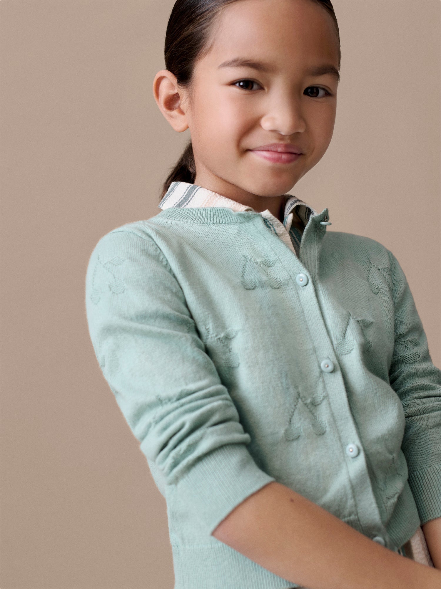 cardigan en coton biologique avec une jolie maille cerise
