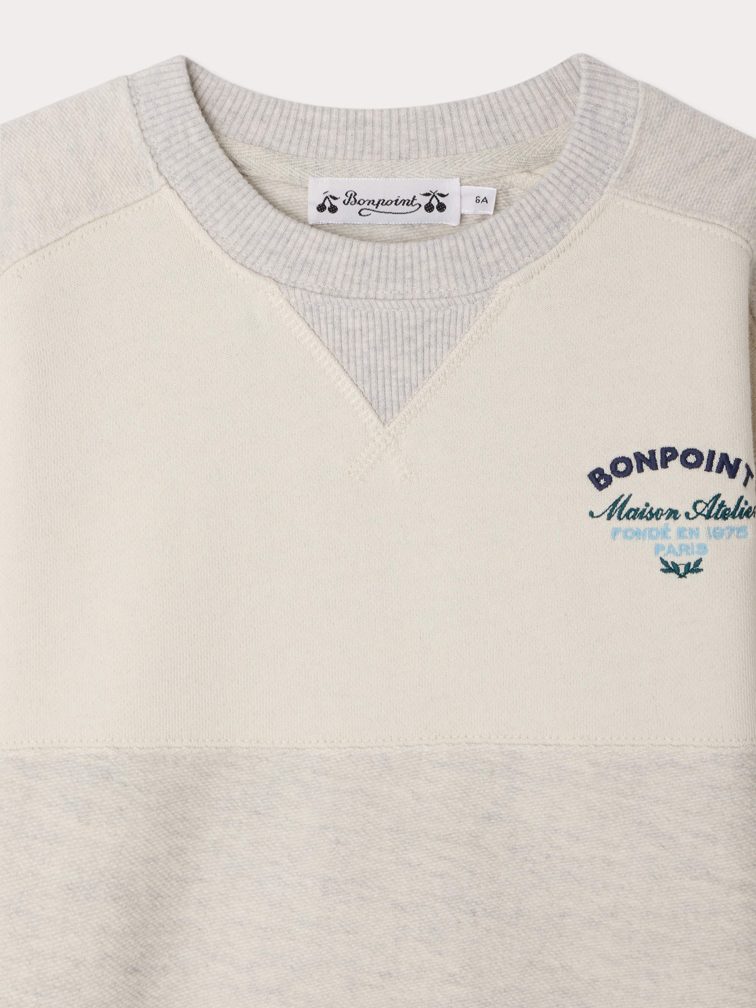 sweat-shirt gris chiné brodé