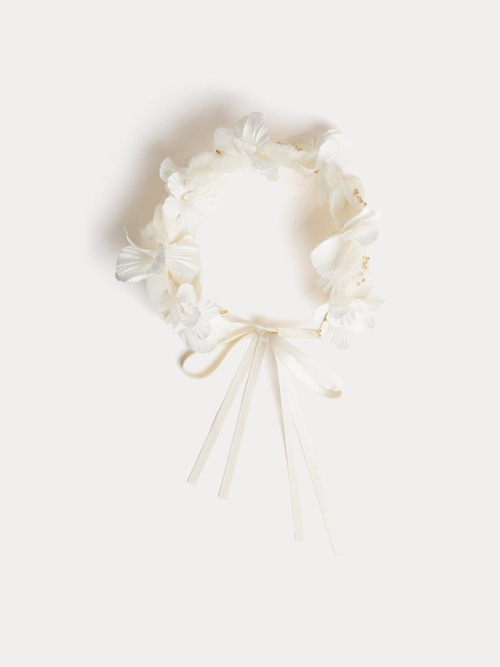 couronne de fleurs et de perles